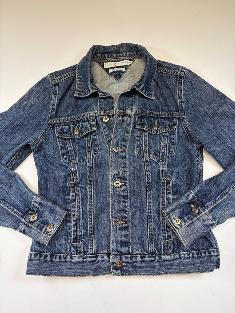 TOMMY HILFIGER JEAN DENIM JACKET MEDIUM DISTRESSED FADED Y2K